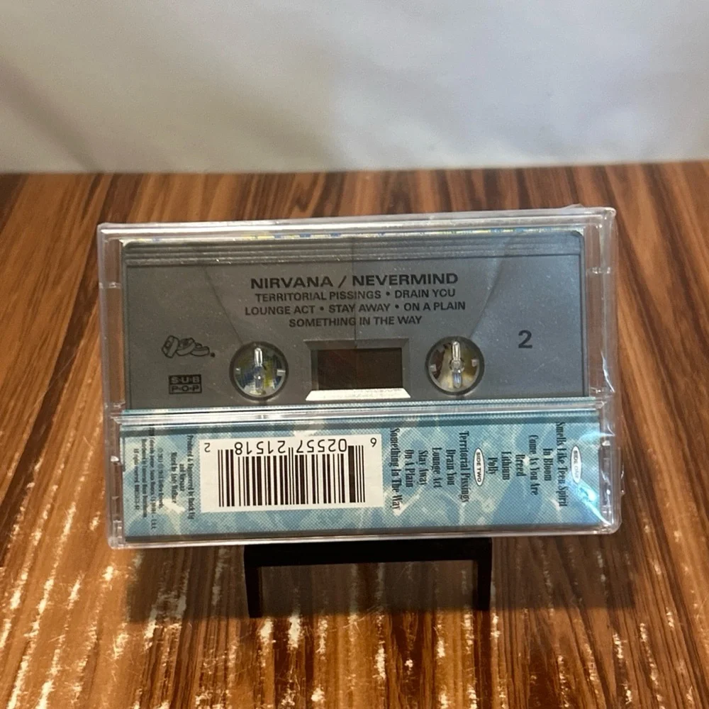 New NIRVANA Nevermind SEALED Cassette TAPE Silver Japan 2016 Limited RARE - Picture 2 of 13